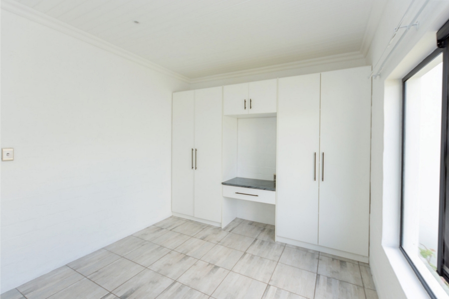 3 Bedroom Property for Sale in Atlantic Shores Beachfront Estate Western Cape